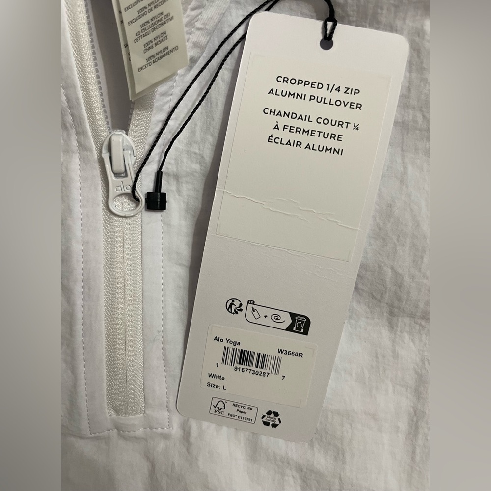 Alo Yoga NWT Cropped 1/4 Zip Alumni Pullover Lightweight Jacket in White Size L - Picture 10 of 12